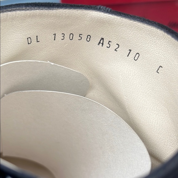 Salvatore Ferragamo Black Ankle Booties with Sleek Silhouette - Picture 6 of 9